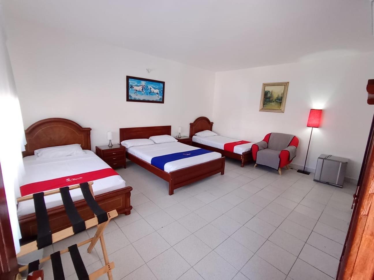 Hotel Villa Ricaurte Extérieur photo