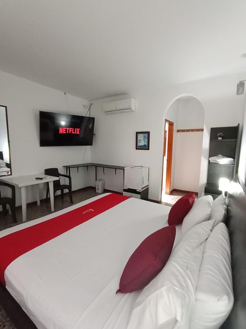Hotel Villa Ricaurte Extérieur photo