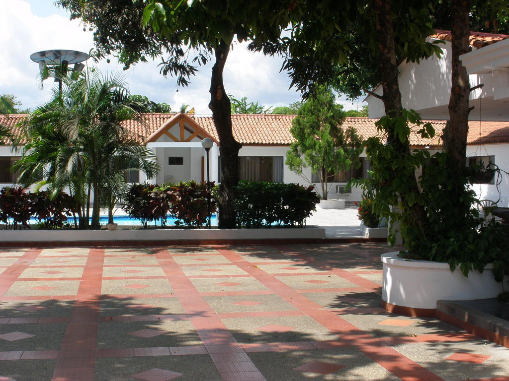 Hotel Villa Ricaurte Extérieur photo